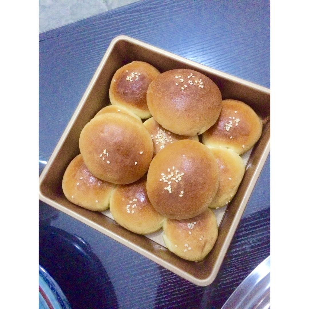 最好吃的餐包--鲜奶大餐包