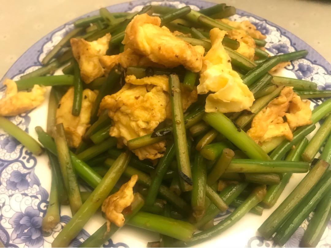 蒜薹炒鸡蛋