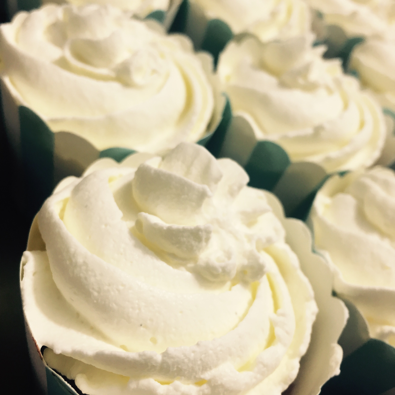 戚风小纸杯蛋糕