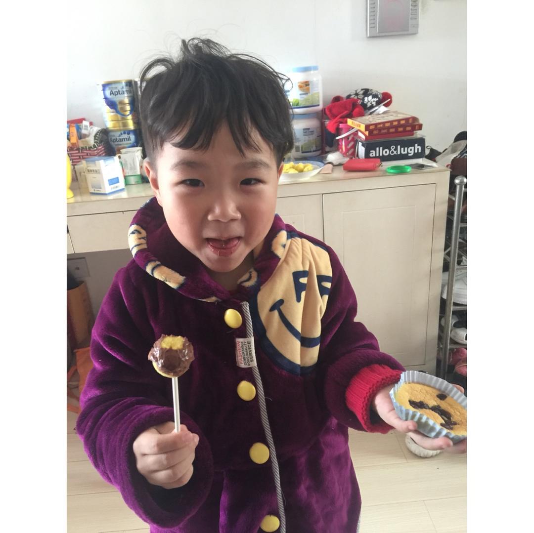 软绵绵戚风纸杯蛋糕