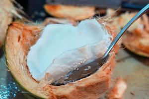 全网最嫩椰子煲鸡（排骨）的做法 步骤6