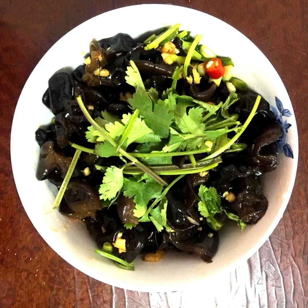 凉拌黑木耳