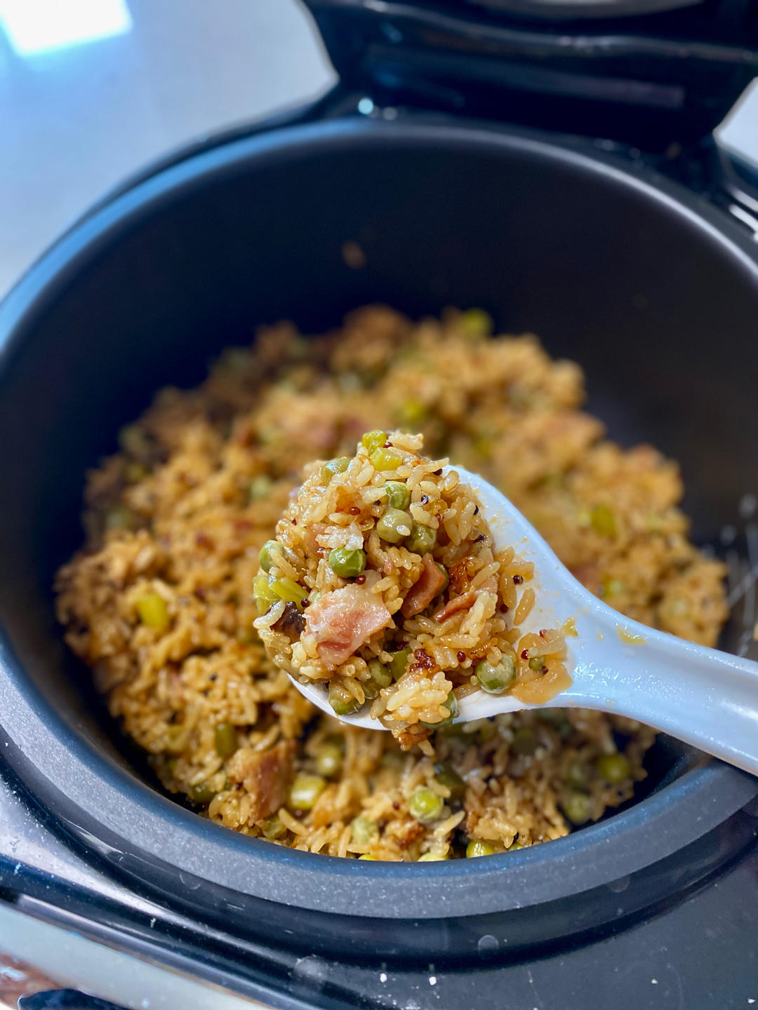 把陈乔恩吃哭的焖饭，我一口气连吃3碗，学会后再也不想吃外卖了