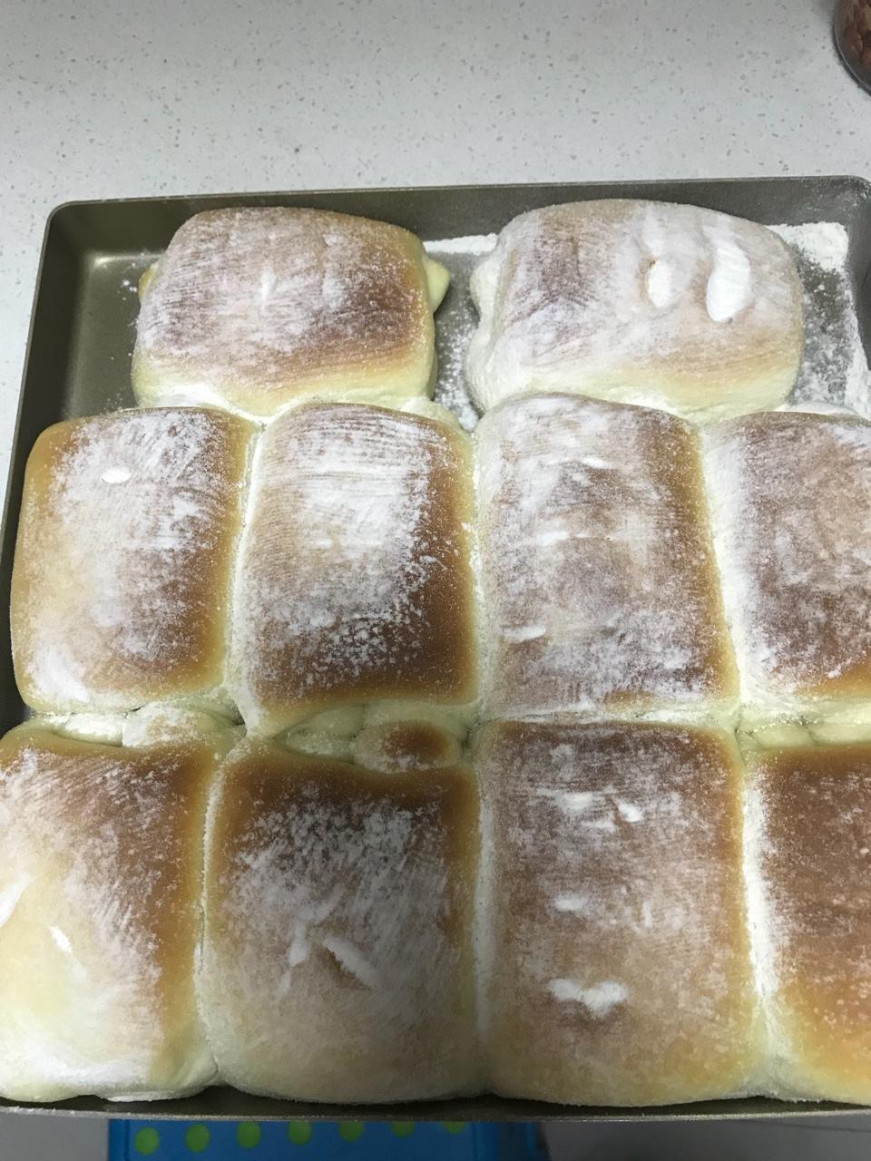 软到不知所措的牛奶卷