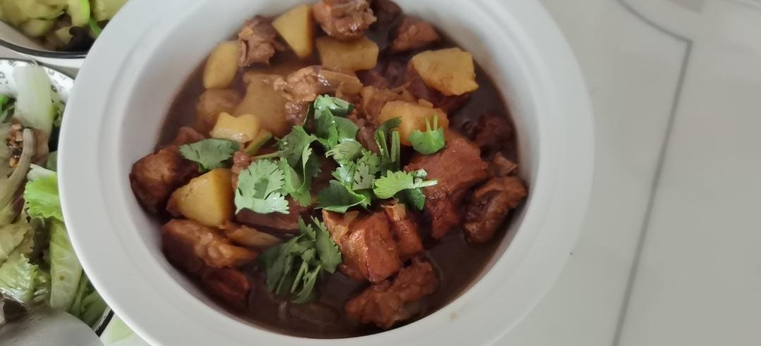 土豆炖排骨