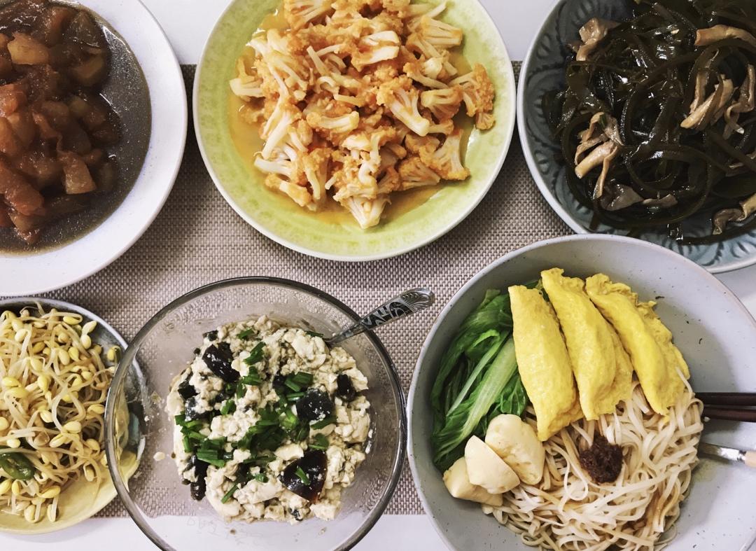 皮蛋拌豆腐