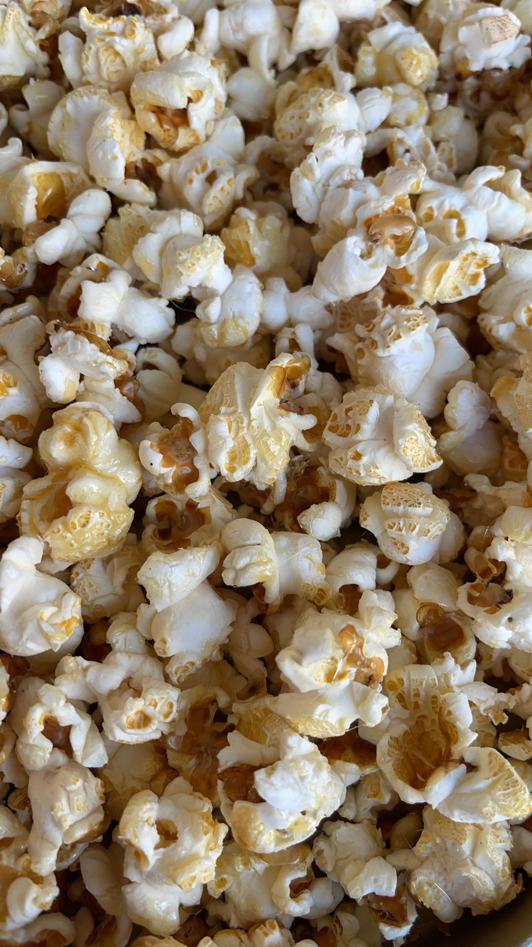 爆米花来了！！！超级简单易上手的焦糖/巧克力爆米花