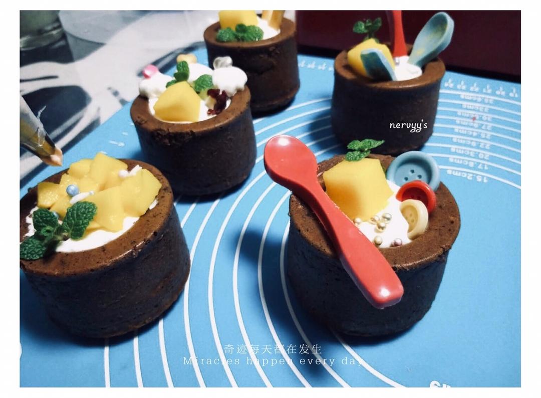 巧克力海绵杯子蛋糕