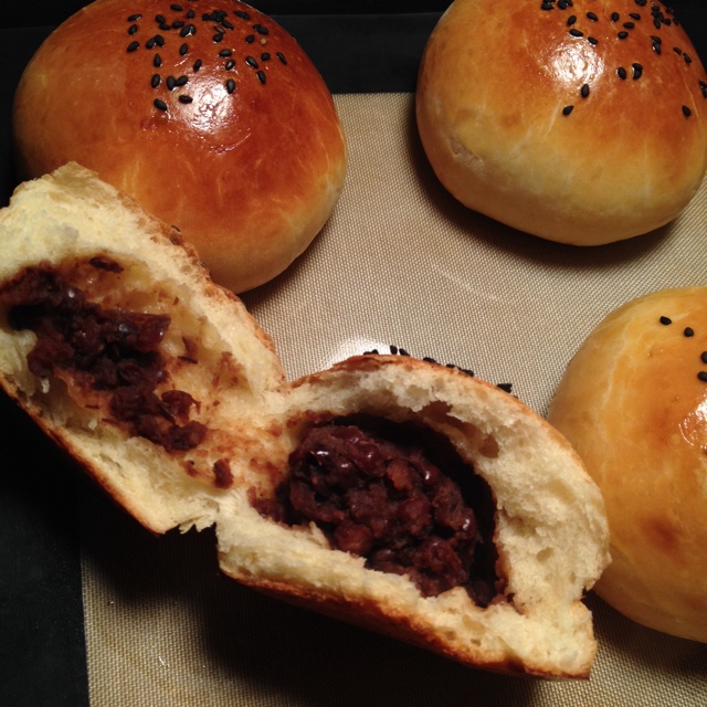 成型简单适合甜味素材的一款面包方子