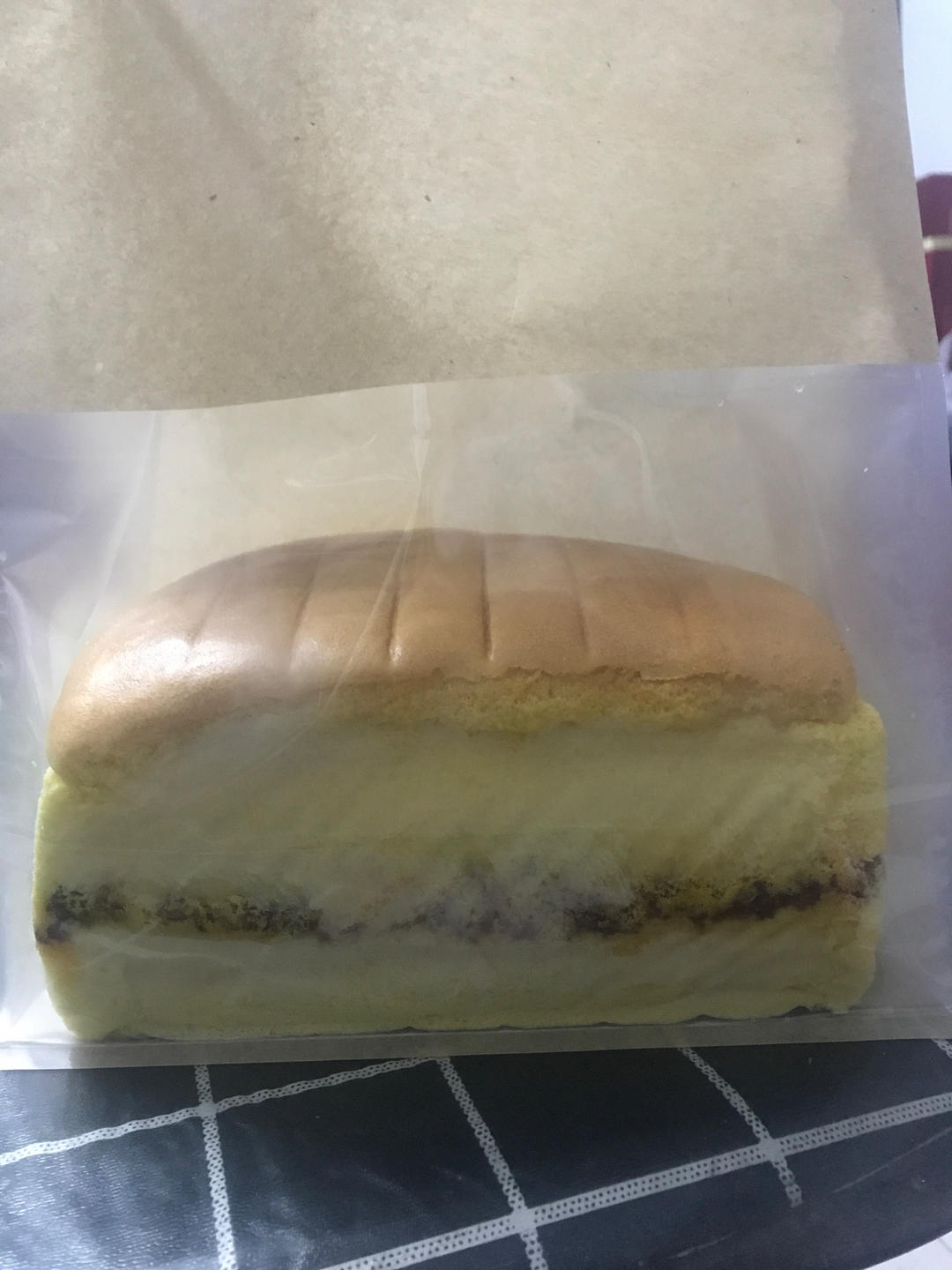 咸蛋黄肉松抖臀蛋糕