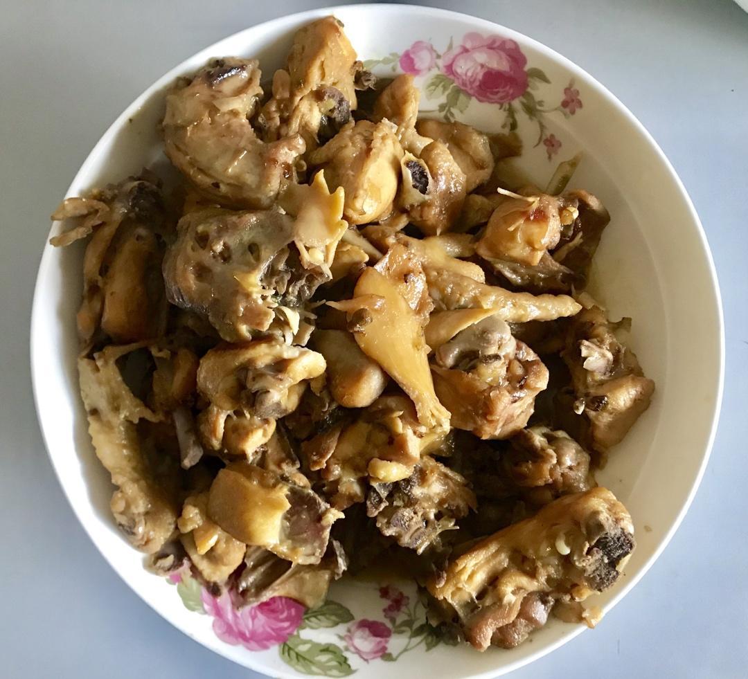 家常炖鸡