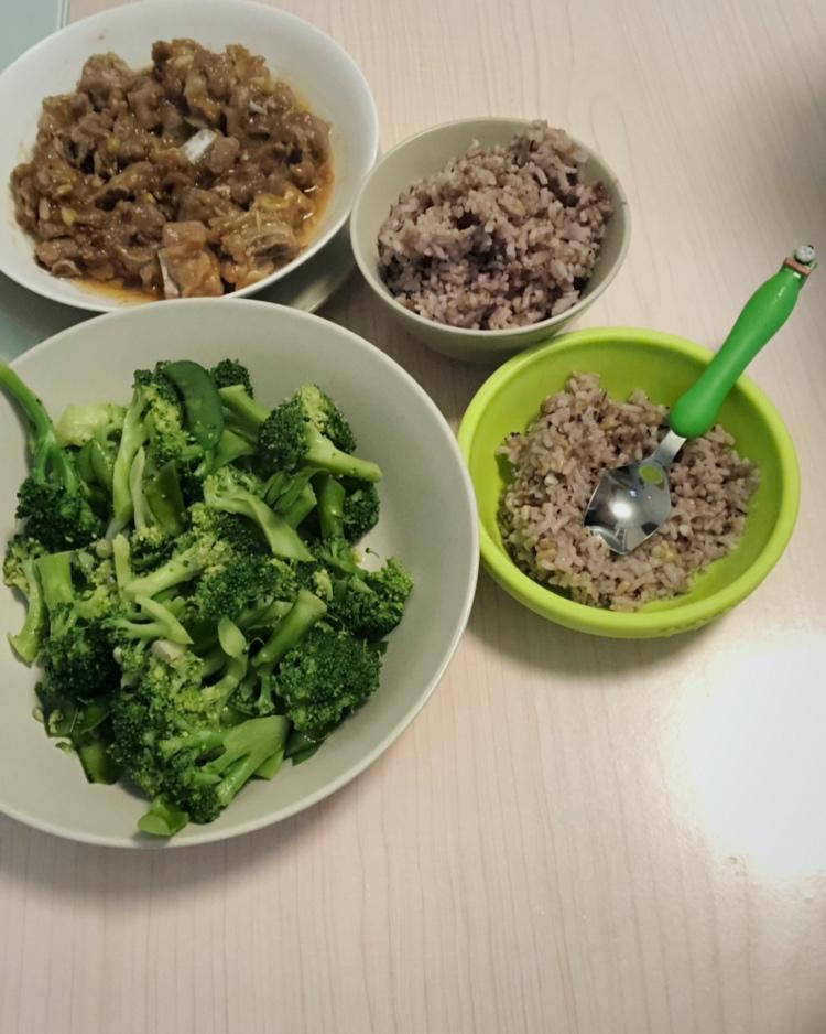西兰花炒牛肉