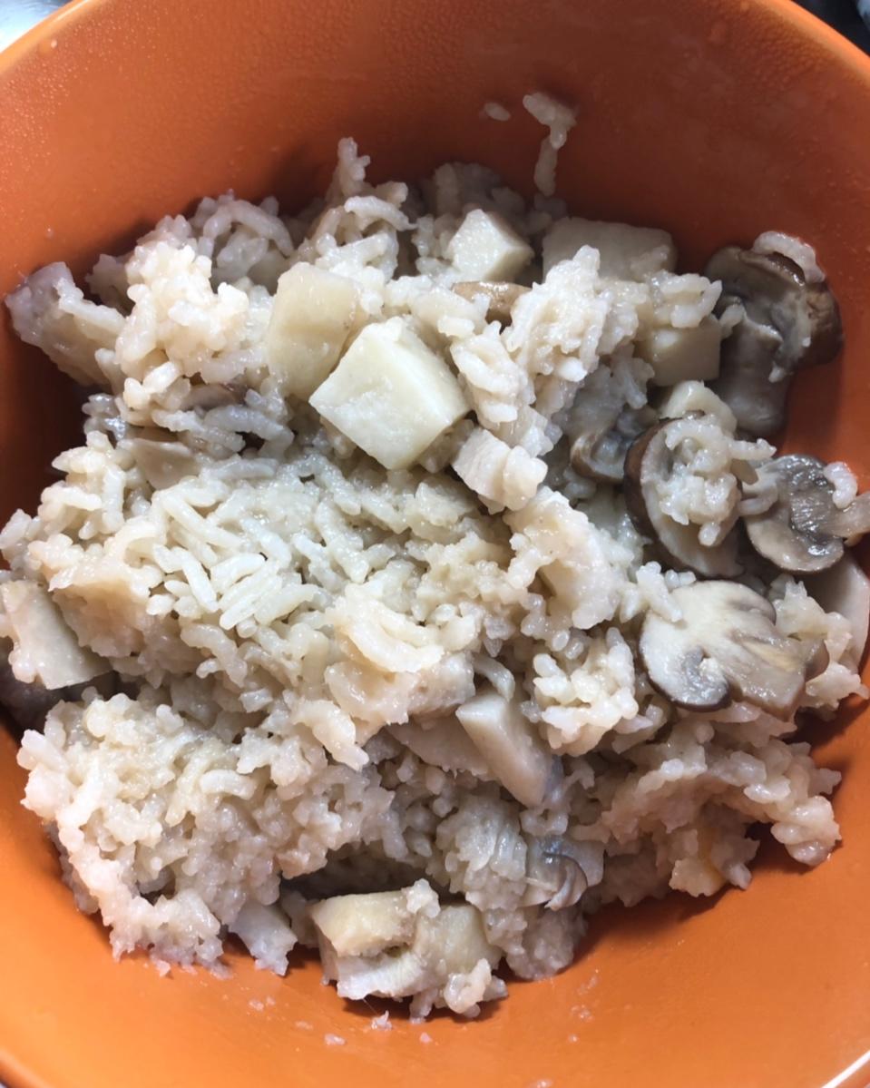 香菇芋头炊饭