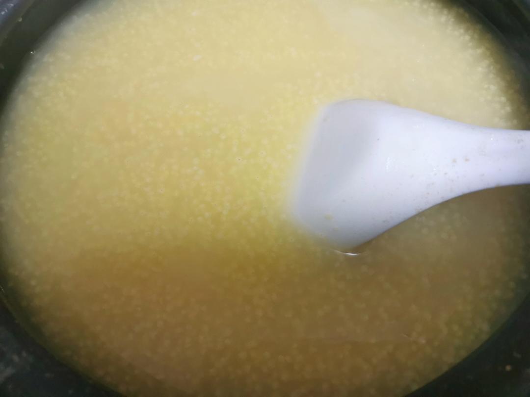 小米粥（小米油飘香）