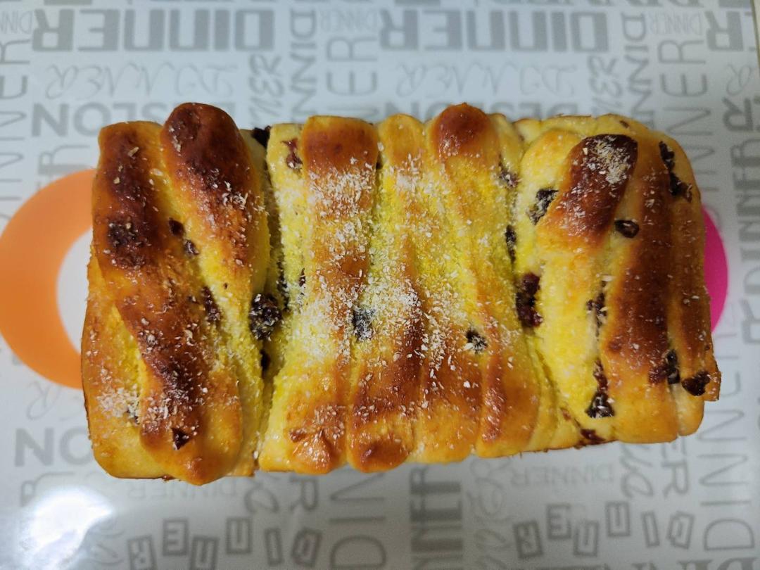 手撕蔓越莓炼乳吐司