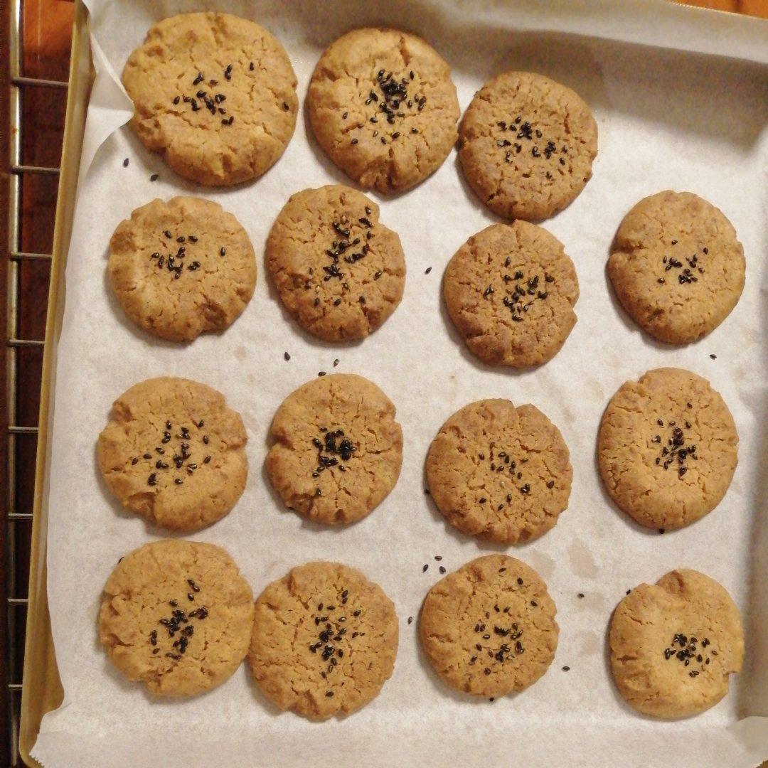 轻轻一按就碎掉的原味桃酥（不输猪油版）