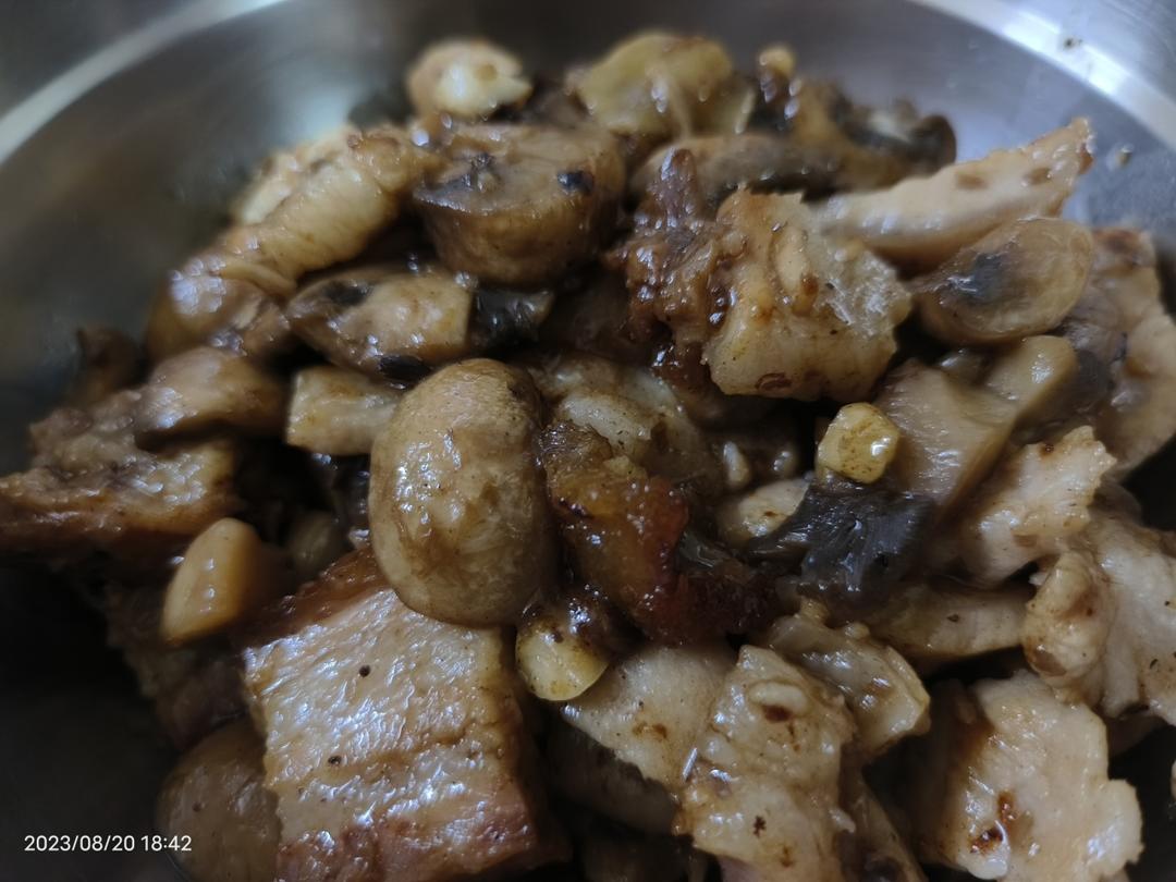 口蘑炒肉(强烈推荐太美味)
