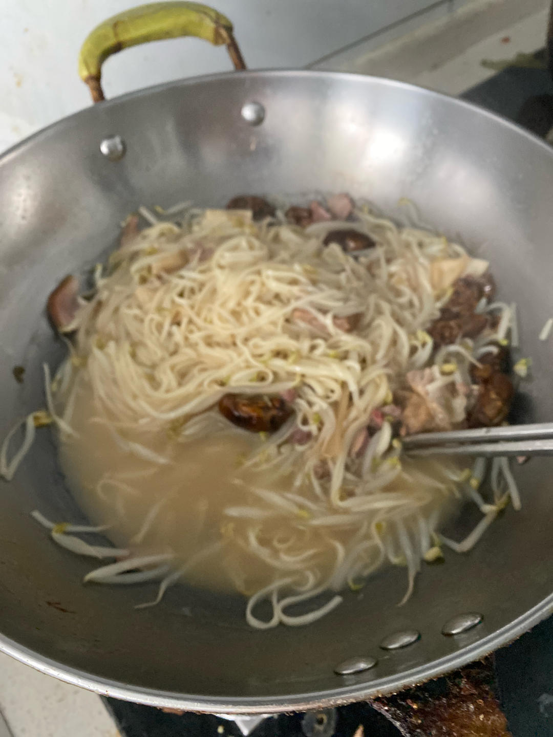 豆芽鸡蛋面