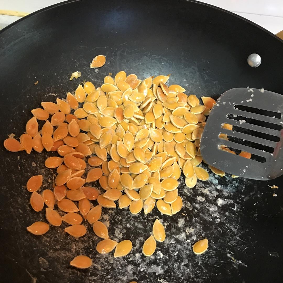 绮_7825做的盐炒南瓜籽