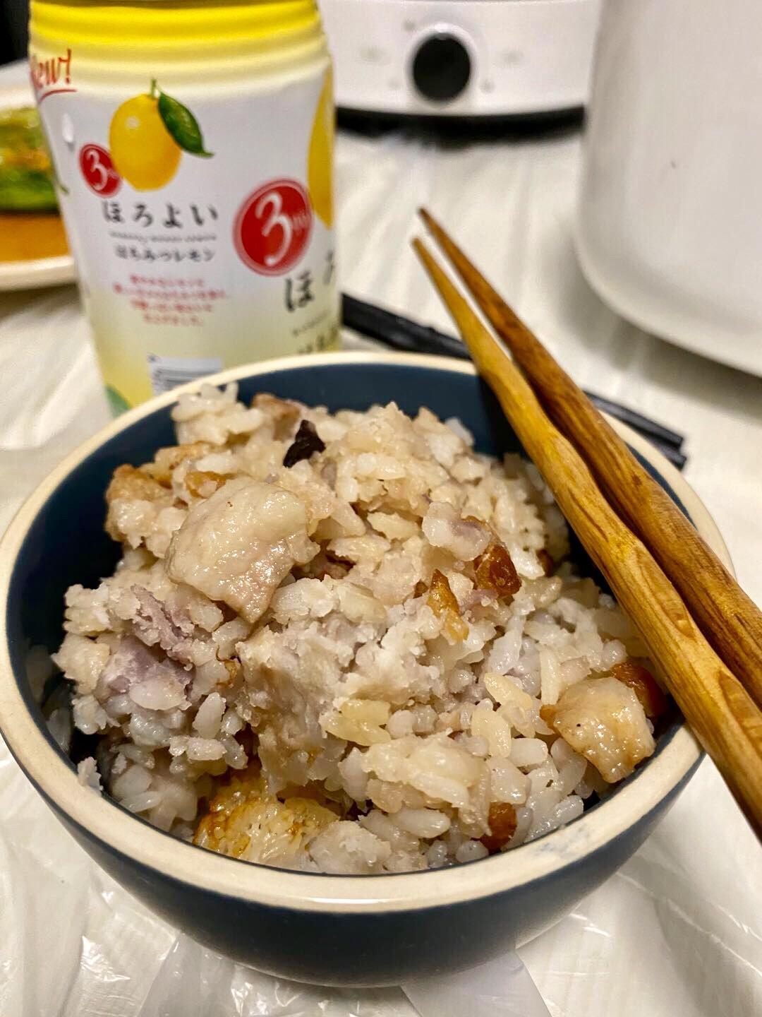 连吃两碗的芋头五花肉焖饭