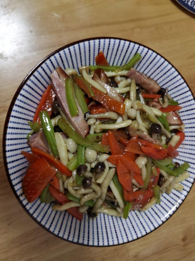 蟹味菇杂炒