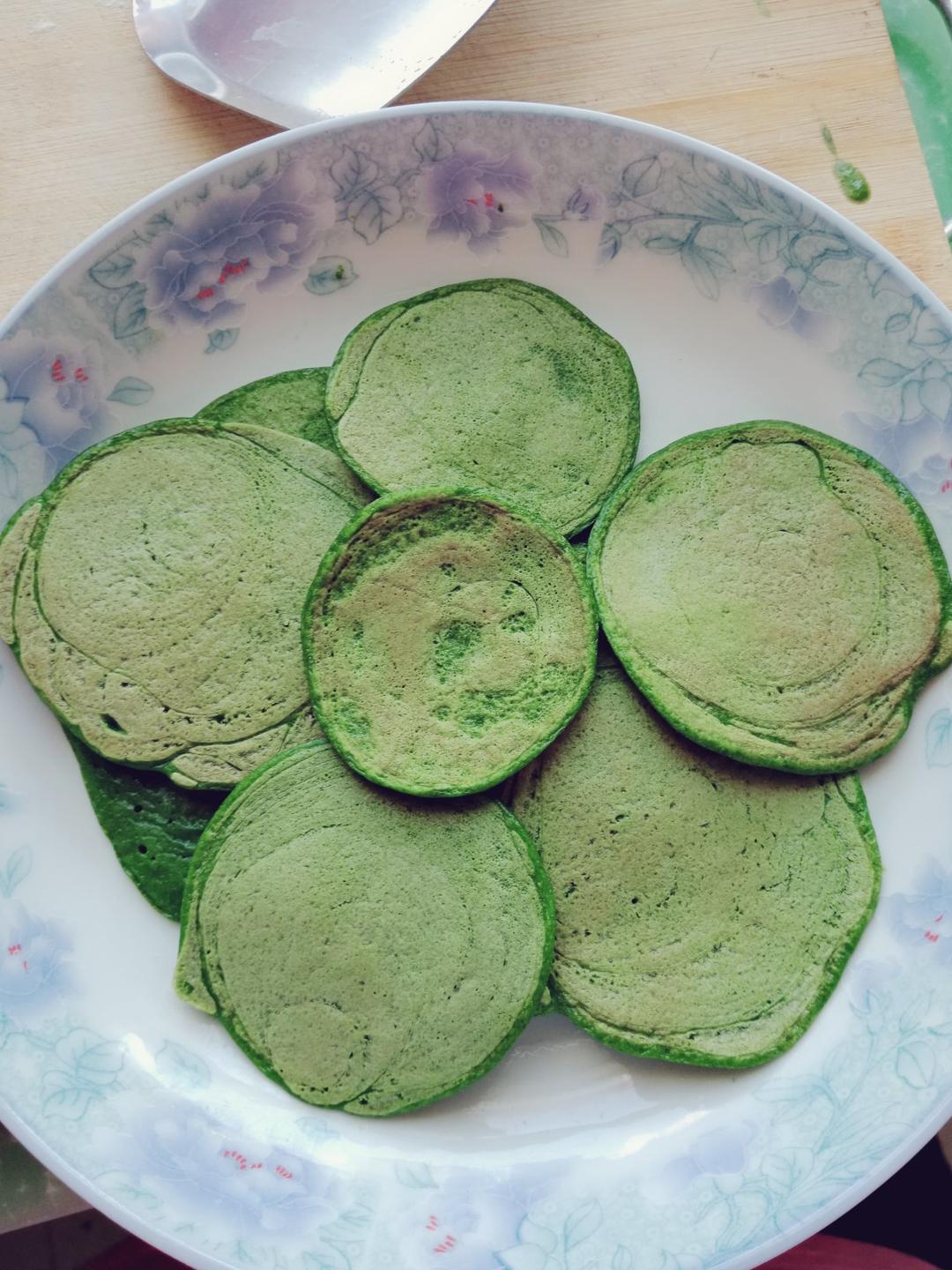 菠菜蛋饼  宝宝健康食谱