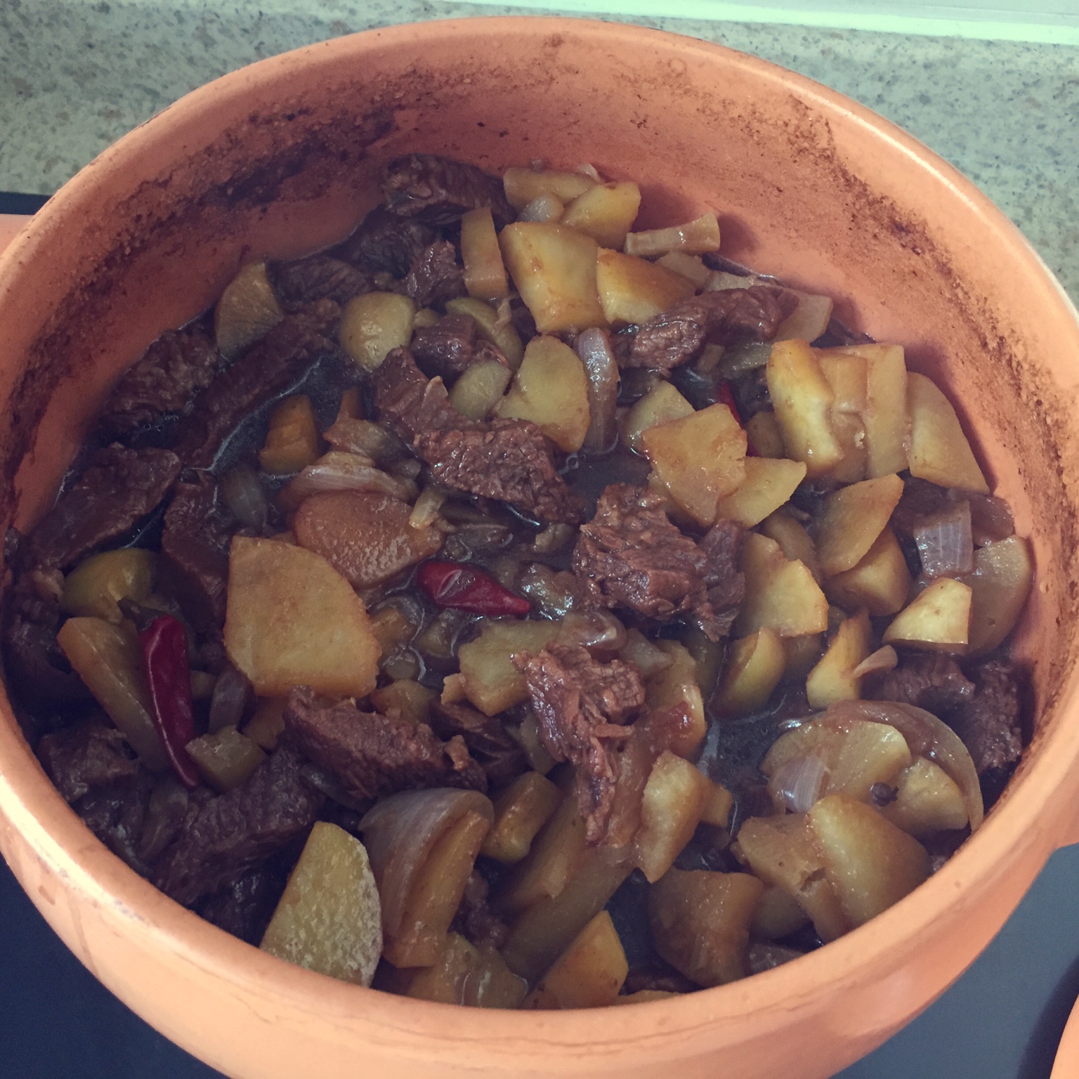 红烧土豆牛腩