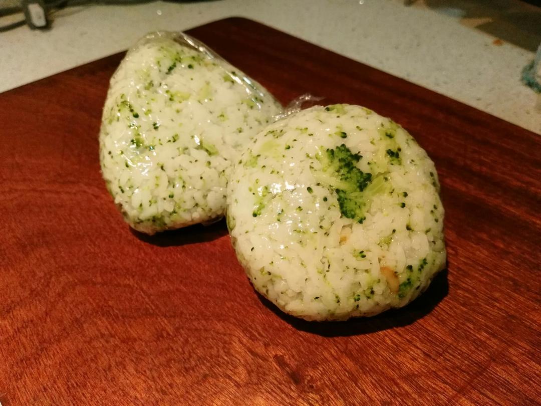 橄榄油西兰花饭团（常见问题已更新）