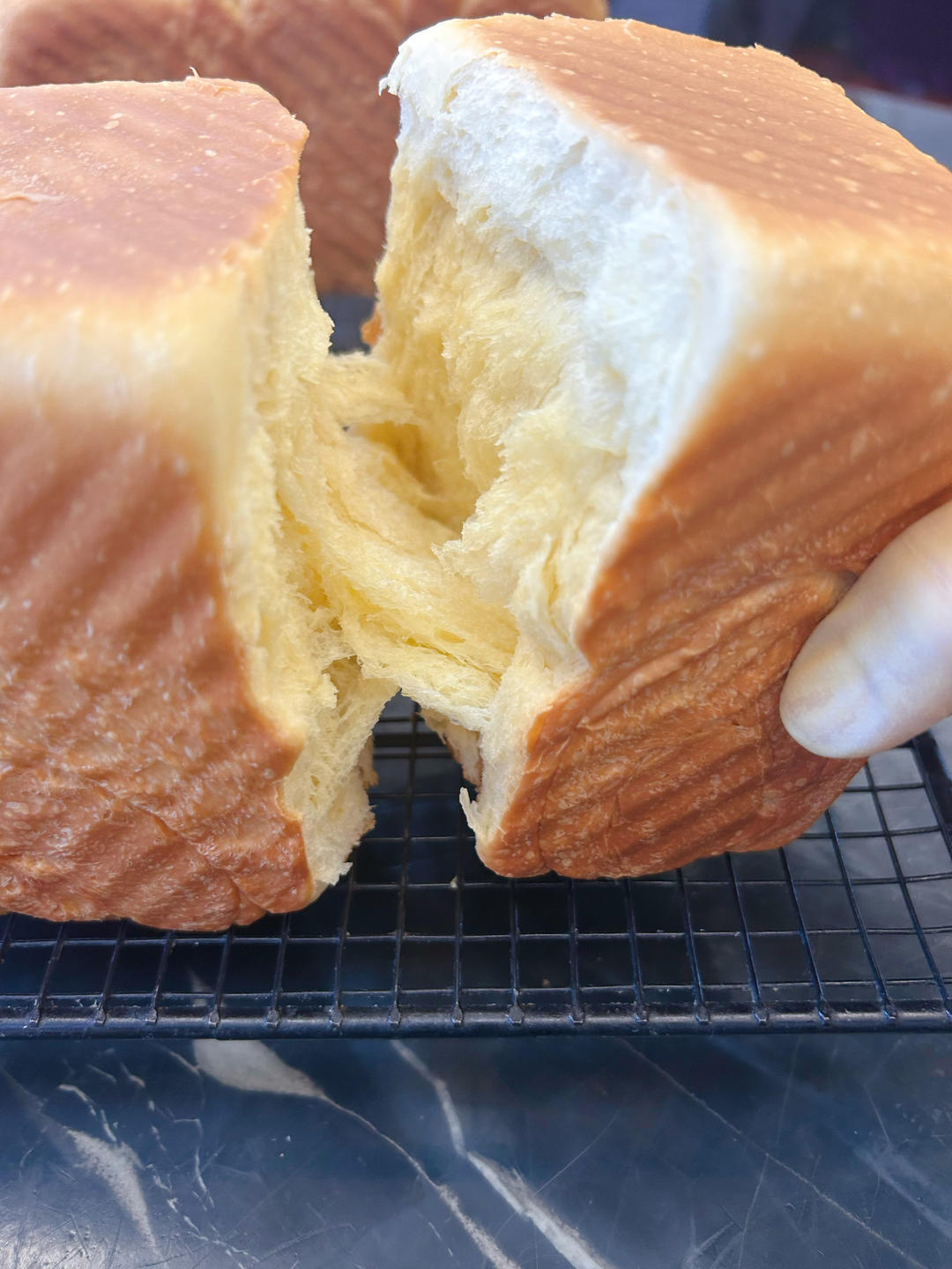 吐司，奶香手撕面包，超级香浓