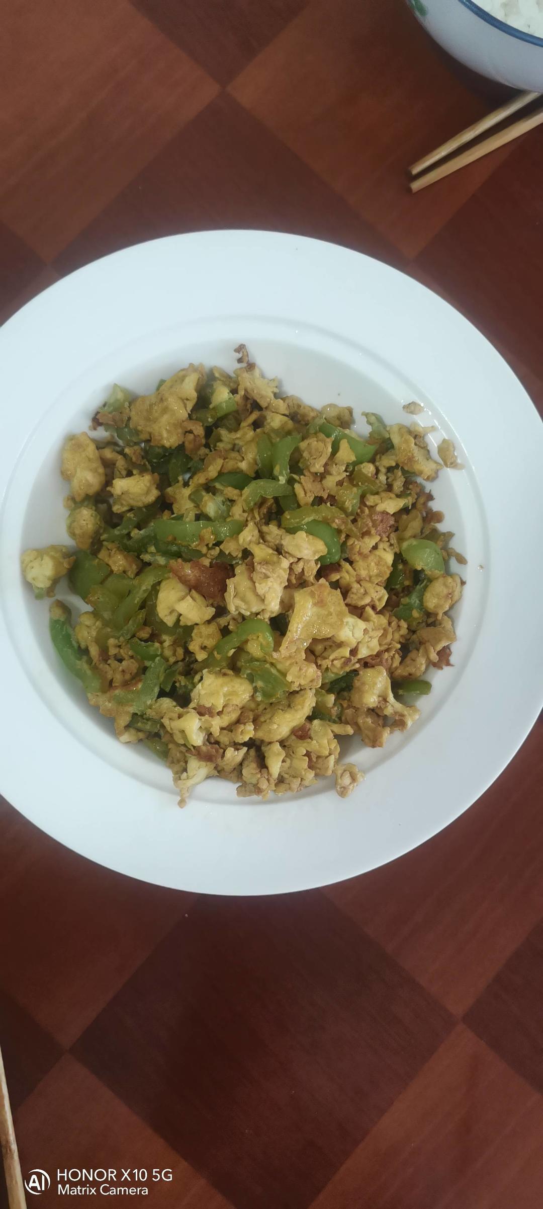不一样的辣椒炒鸡蛋～下饭神器!