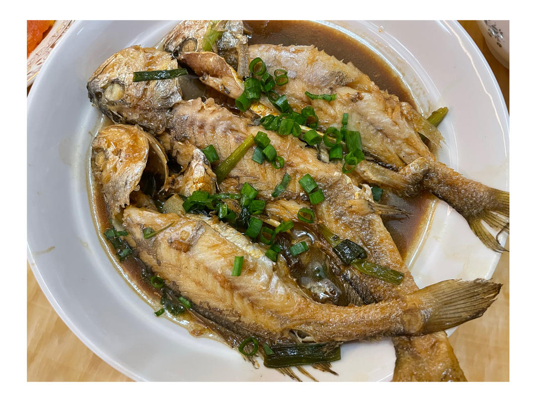 红烧黄鱼—鱼皮不破的小窍门