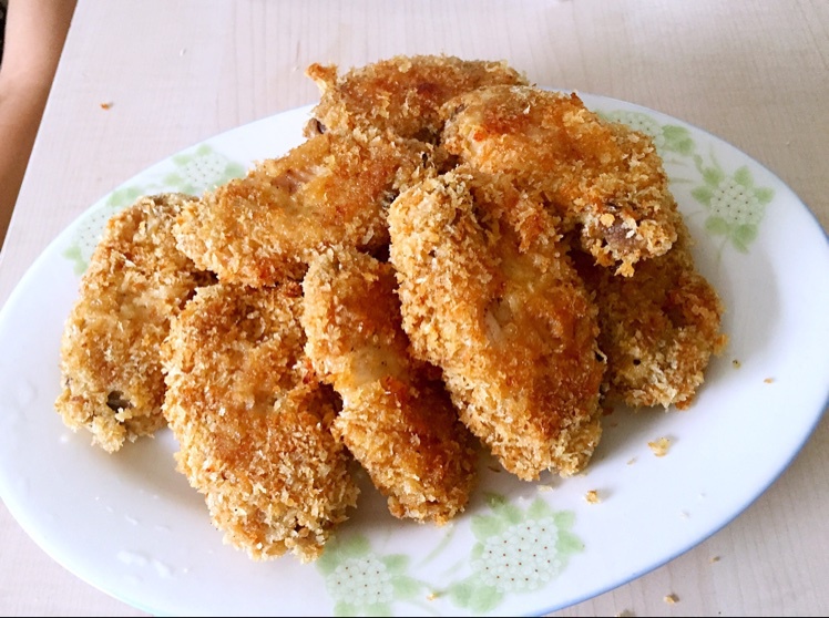 haiyansp做的面包糠炸鸡翅