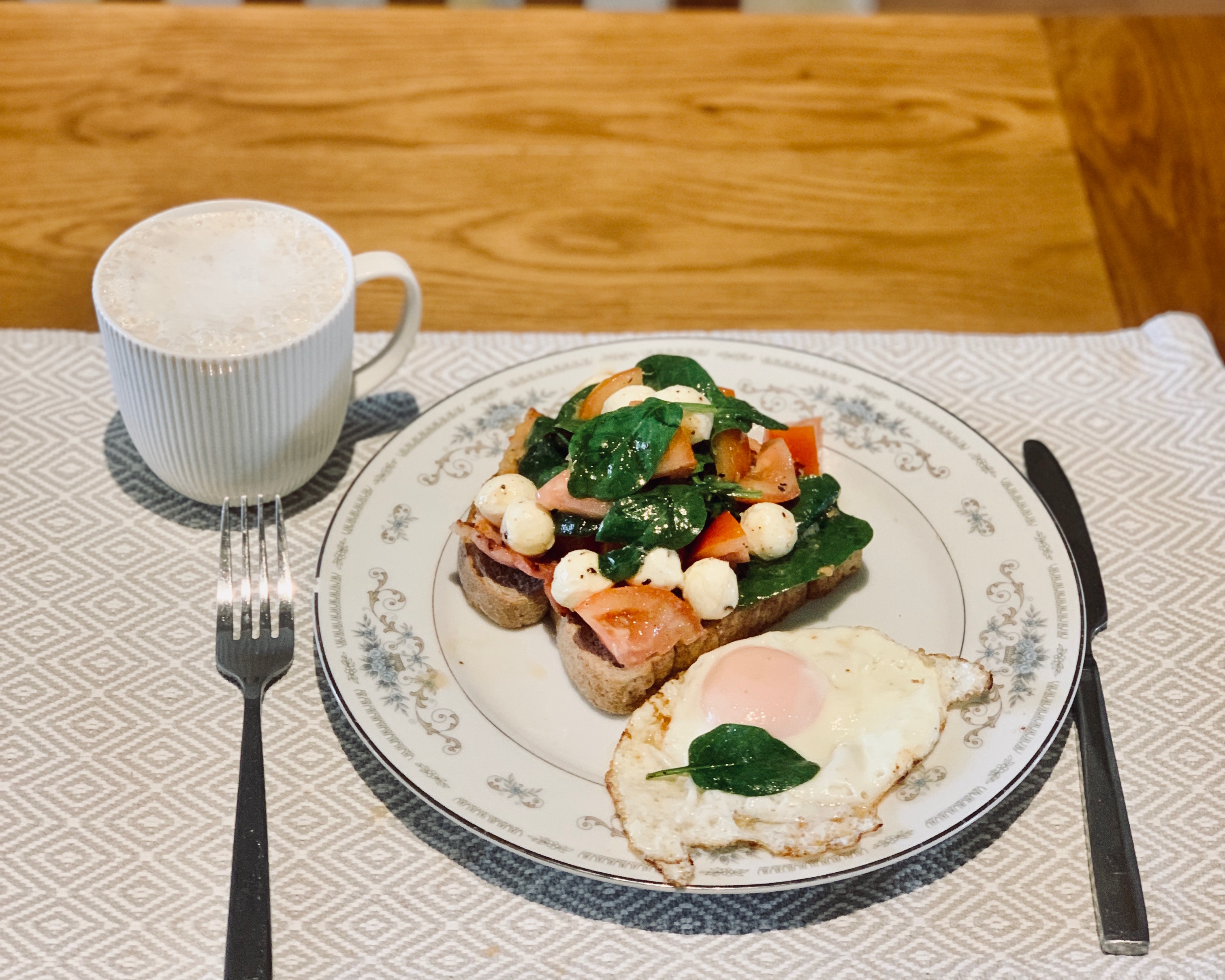 马苏里拉干酪球三明治·Bocconcini&Tomato