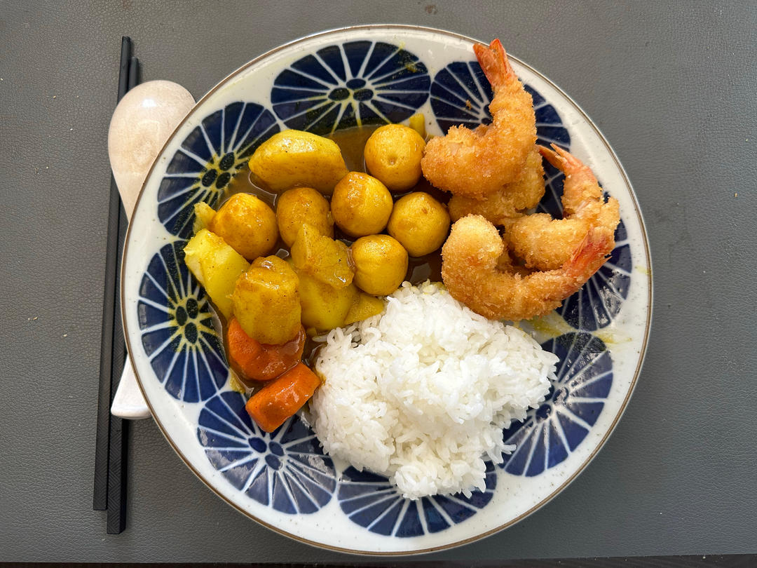 炸虾咖喱饭