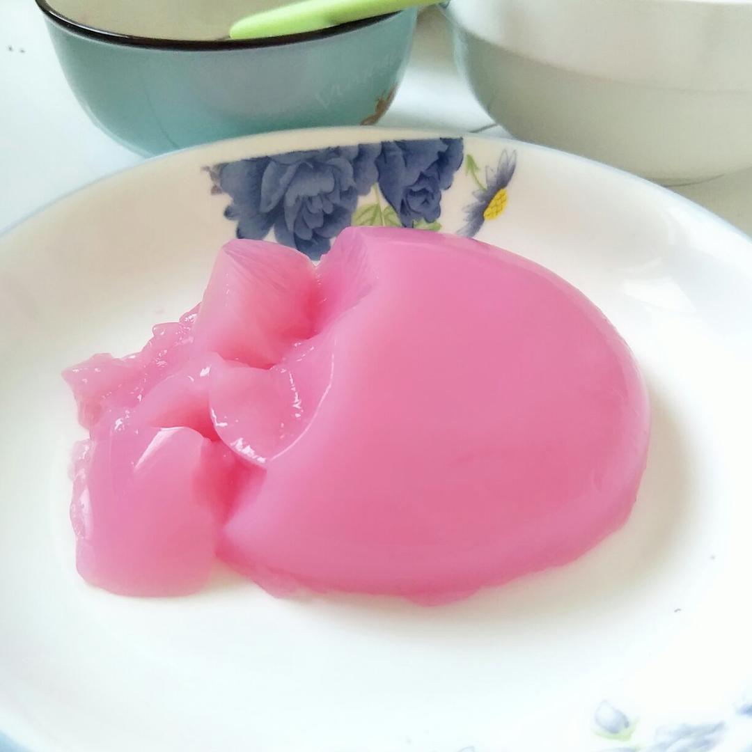 自制红苋汁凉粉