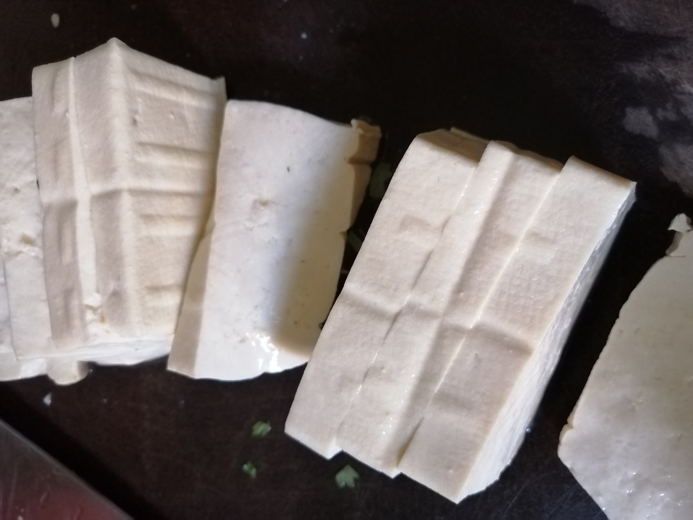 不挑人吃的焖豆腐的做法 步骤2