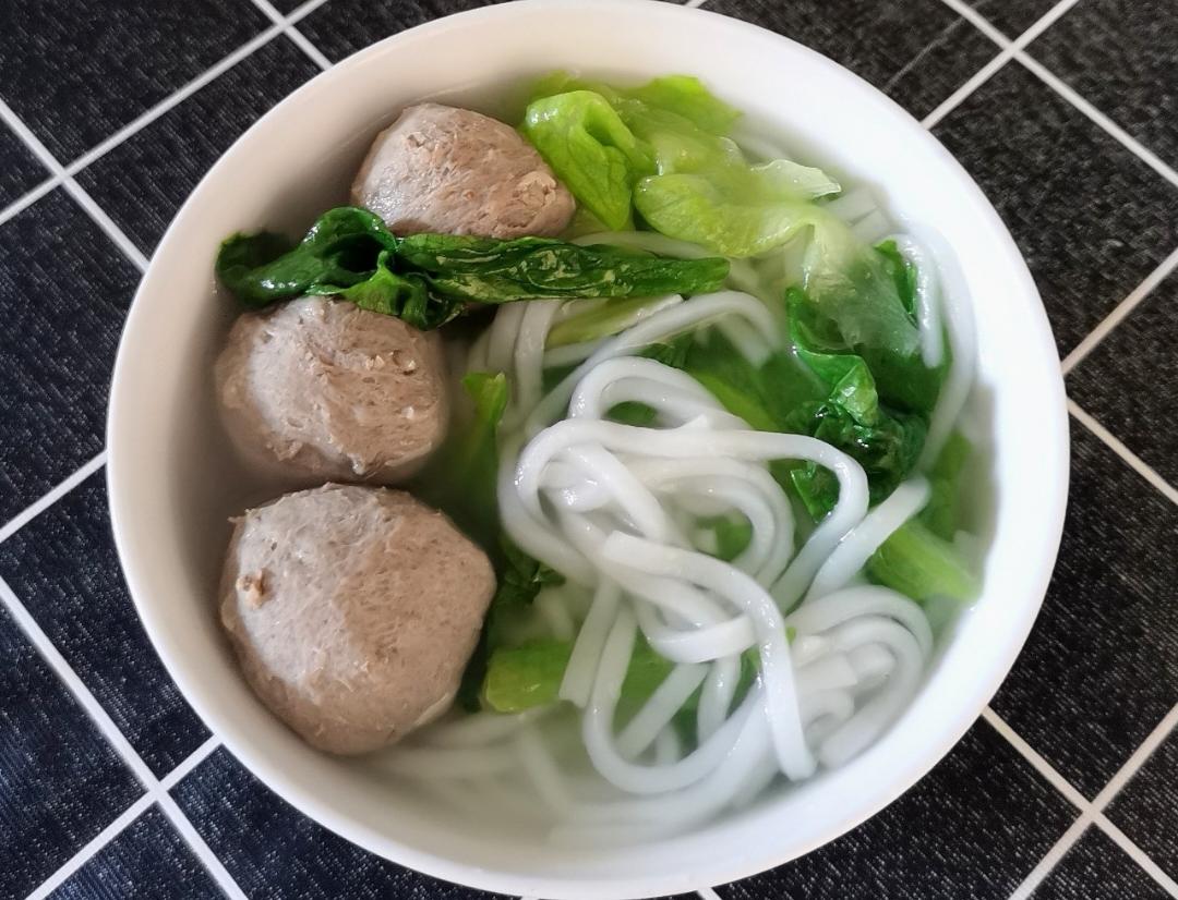 5分钟早餐‼️酸辣汤米粉