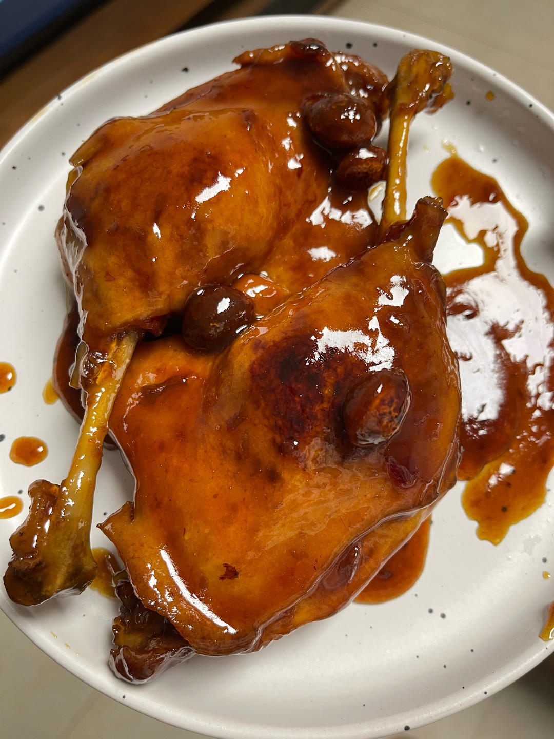 【酸梅鸭】电饭煲就能做的广东名菜！酸香开胃，比叉烧还好味！