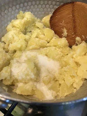 单纯版土豆 沙拉 シンプルポテトサラダ的做法步骤图 Fantong 11 下厨房 单纯版土豆 沙拉 シンプルポテトサラダ的做法步骤图 Fantong 11 下厨房