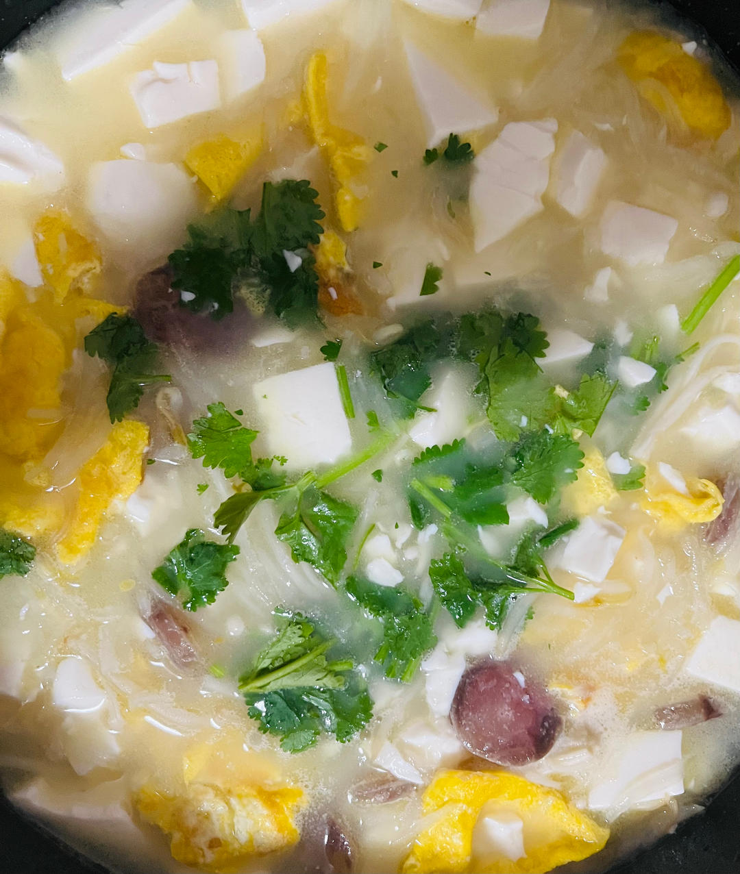 【煎蛋萝卜汤】小红书爆火的黄磊同款菜！鲜甜养胃，10块钱搞定一餐！