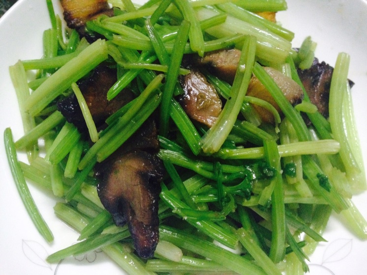 培根爆香芹