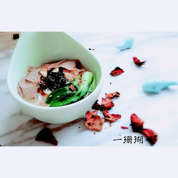 「快手早餐」再来一碗牛肉面