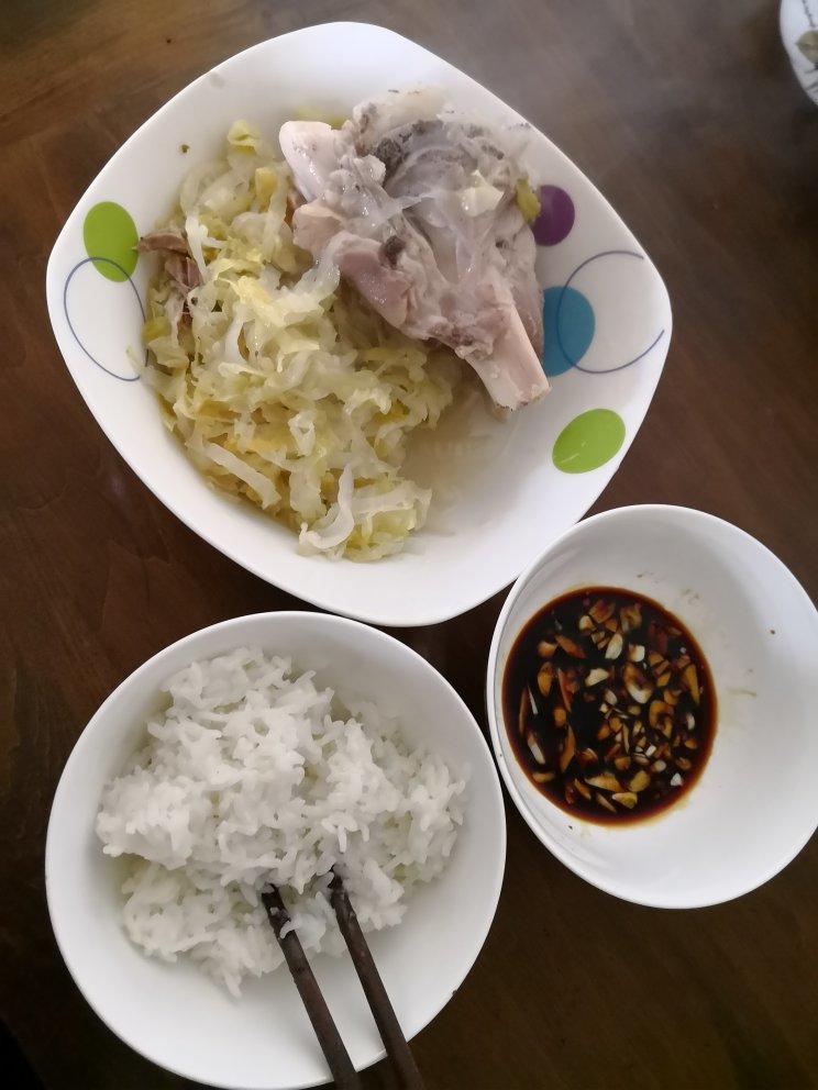 酸菜炖排骨