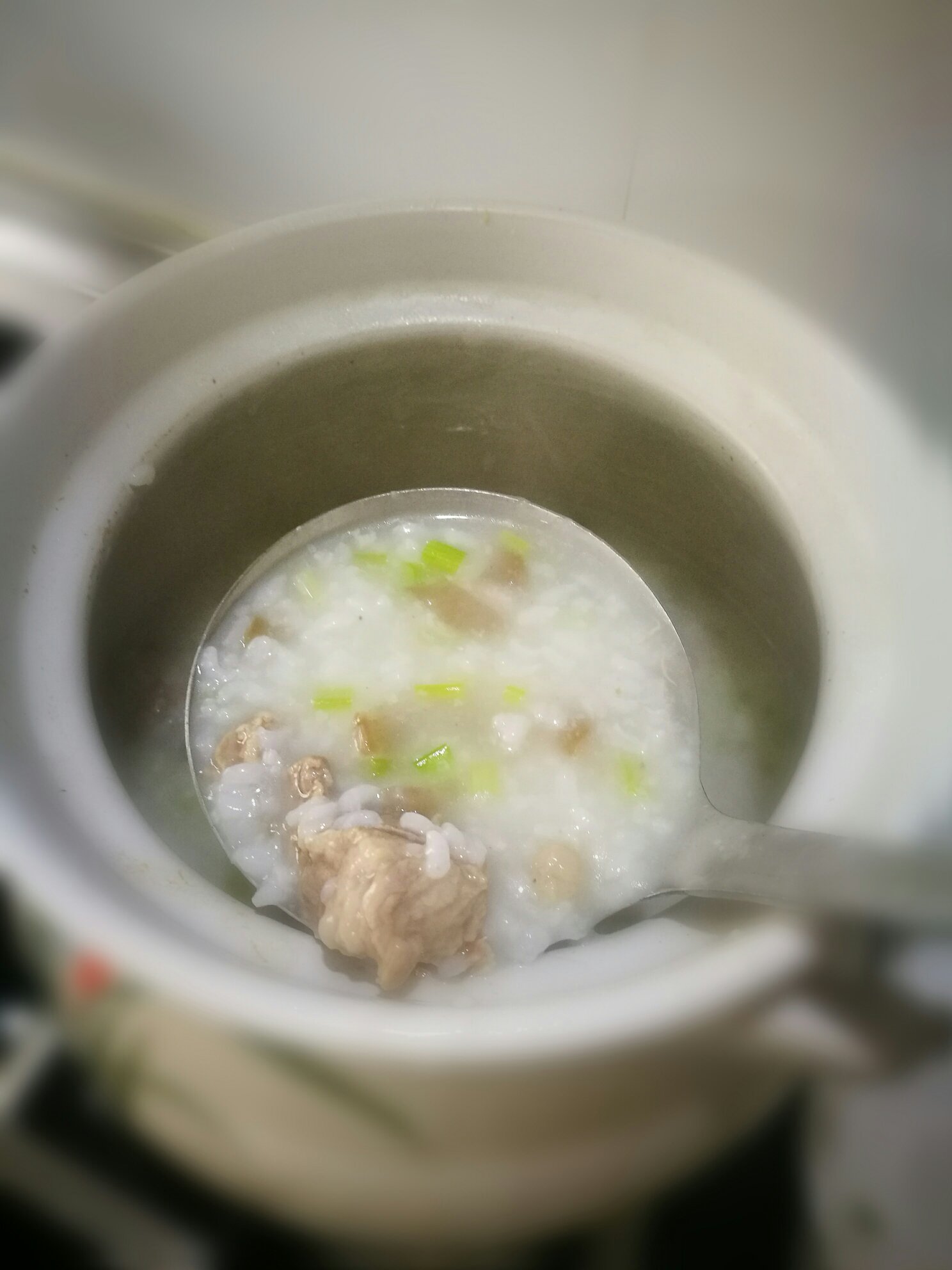 潮汕排骨砂锅粥的做法