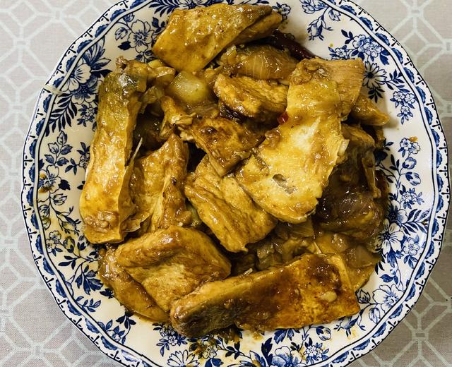 红烧鱼腩豆腐的做法