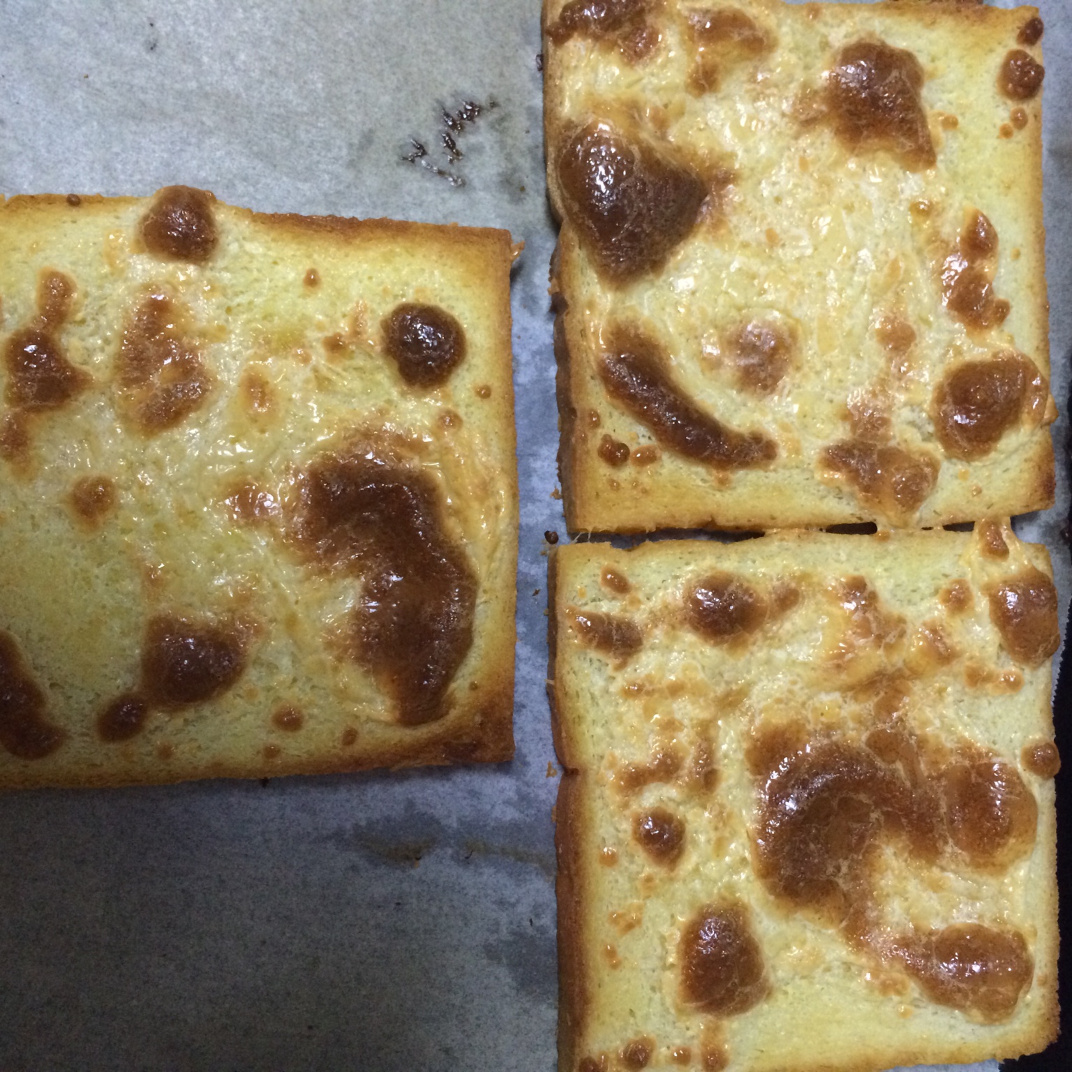 快手早餐——杏仁乳酪土司片（接近岩烧口感）