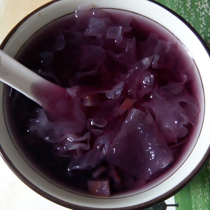 紫薯银耳羹
