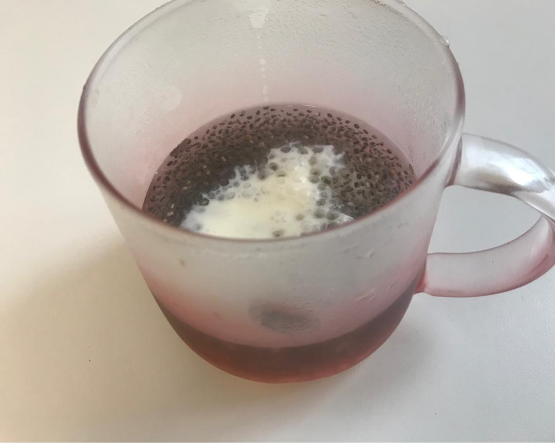 奶油/椰浆奇亚籽【生酮食谱】的做法