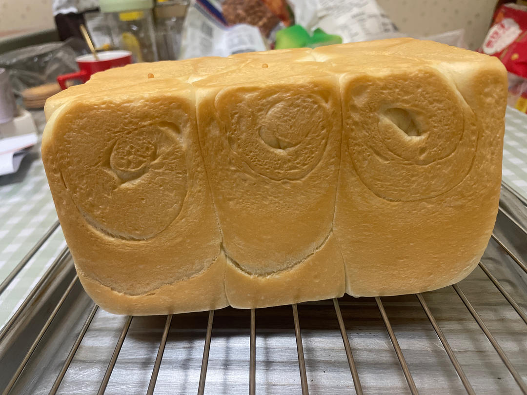 吐司，奶香手撕面包，超级香浓