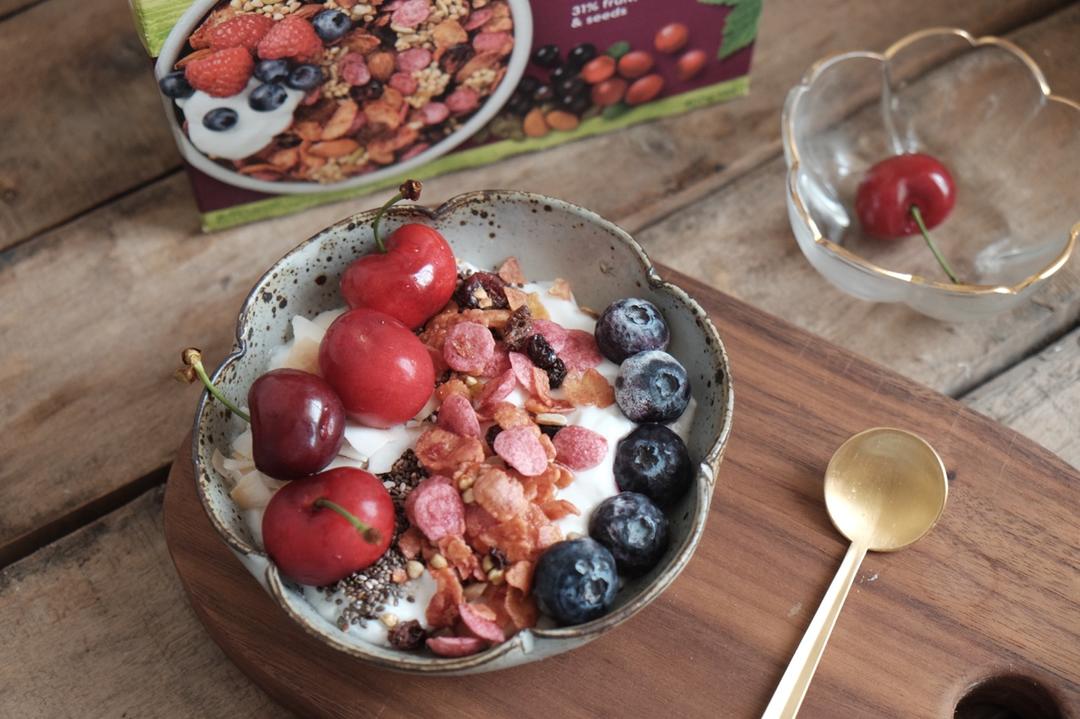 美味健康快手甜品 Vogel’s沃格尔鲜果酸奶谷物麦片碗